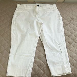 Lane Bryant women’s cropped white pants